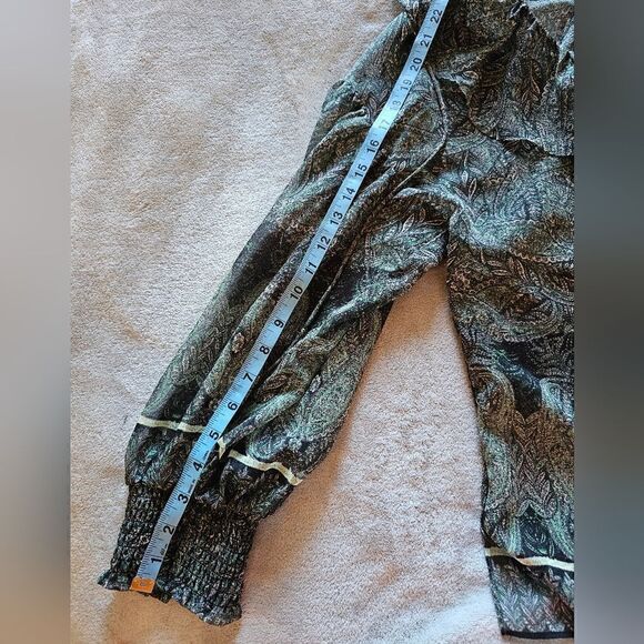 Alice + Olivia Sheer Dark Green And Black Paisley Long Sleeve Ruffle Top Small - Picture 9 of 9